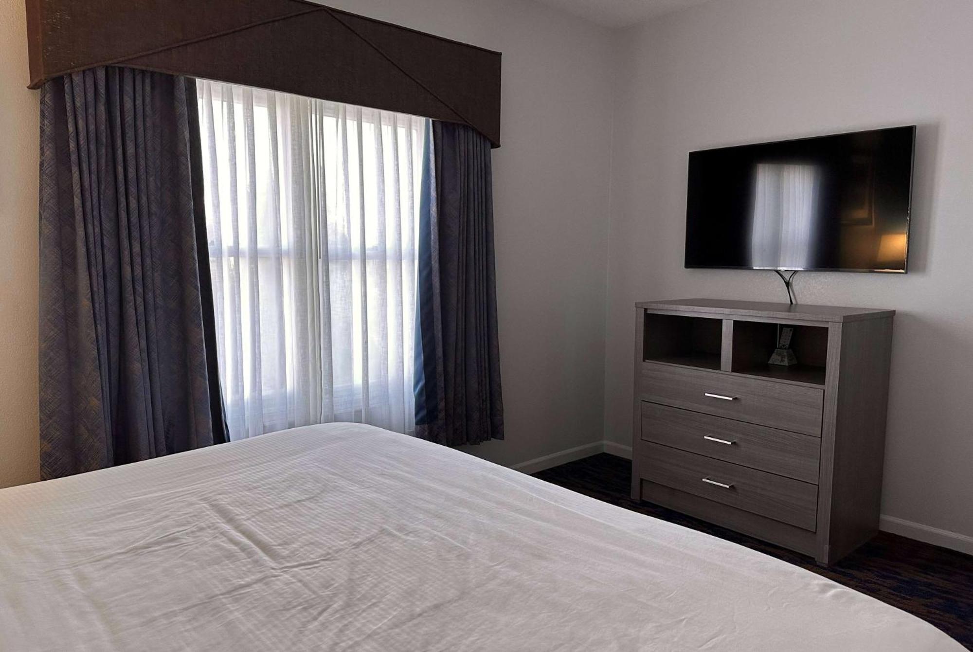 Baymont By Wyndham Indianapolis Northwest Hotel Eksteriør billede